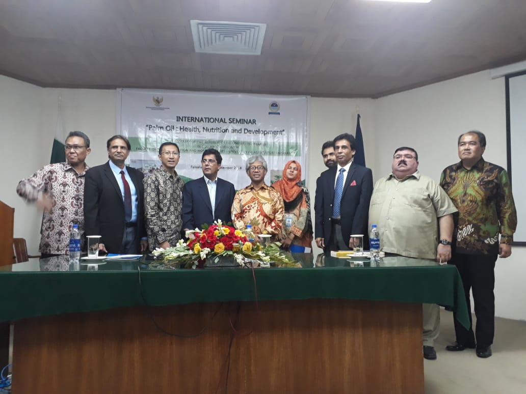 Bahas Minyak Sawit, KBRI Islamabad Gelar Seminar Libatkan Kampus dan Kadin Faisalabad